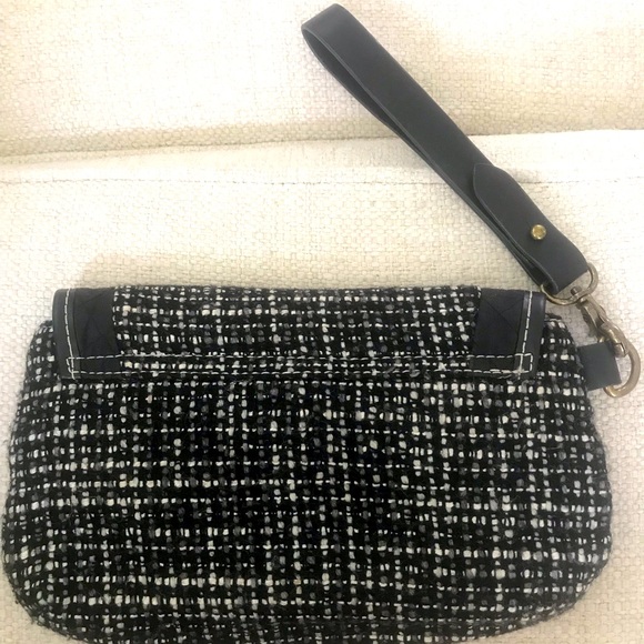 GAP wristlet handbag, great for young people! - Picture 2 of 8